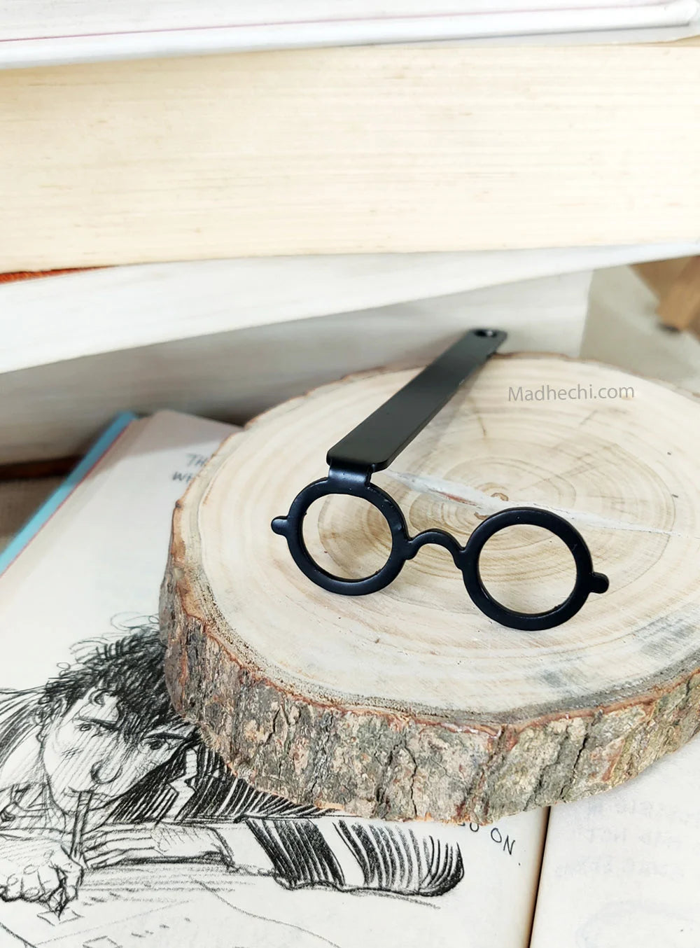 Round Glasses Bookmark
