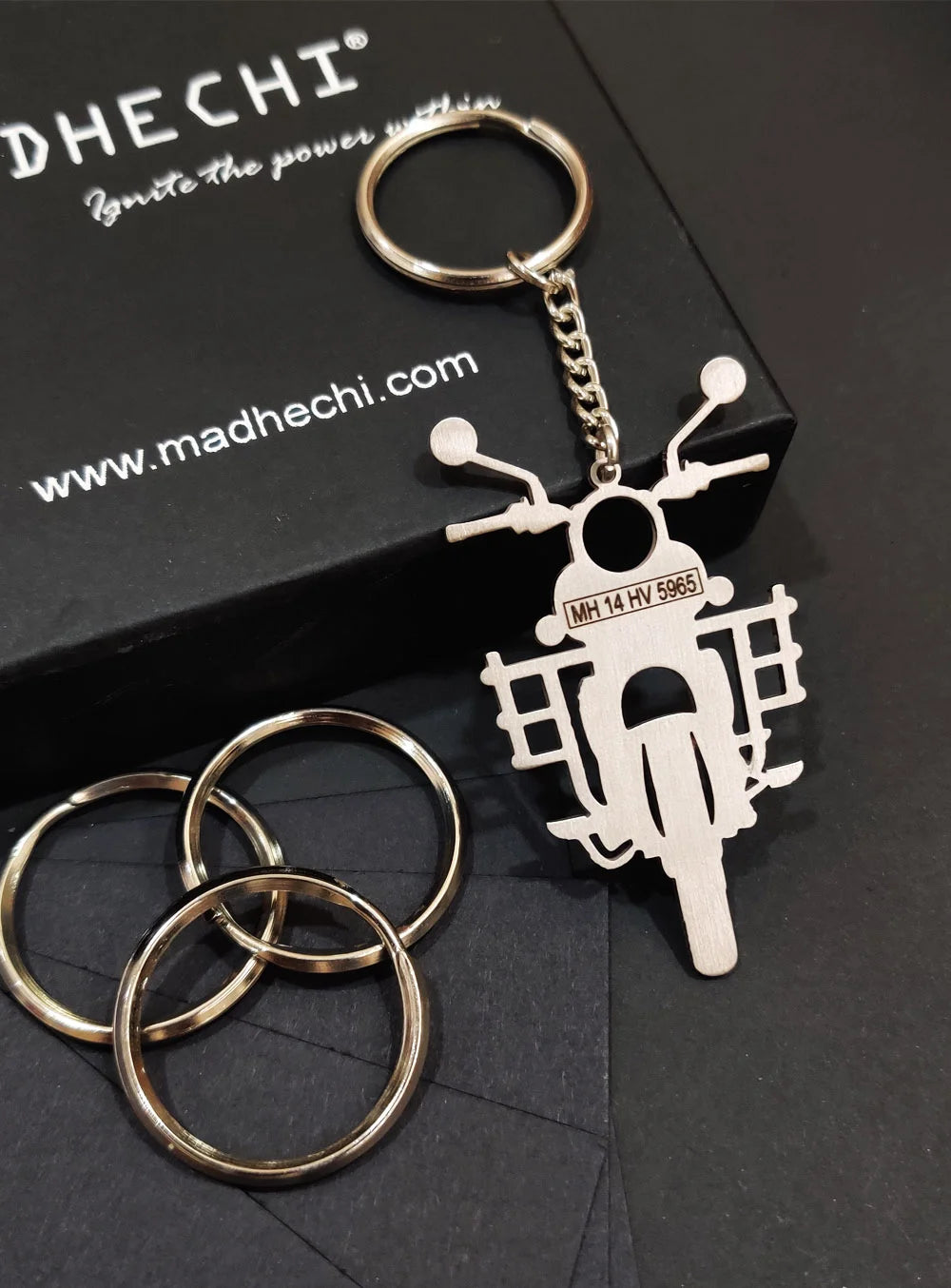 Royal Enfield Classic Customized Keychain (Front)