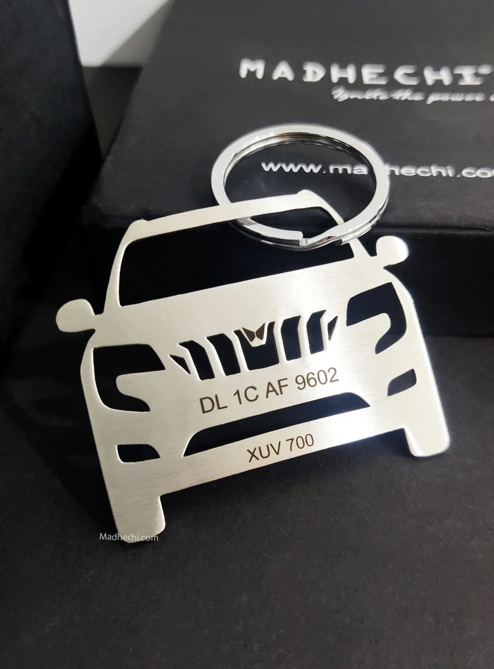 XUV 700 Car Keychain