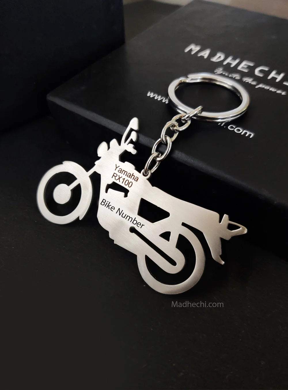 Yamaha RX100 Bike Keychain