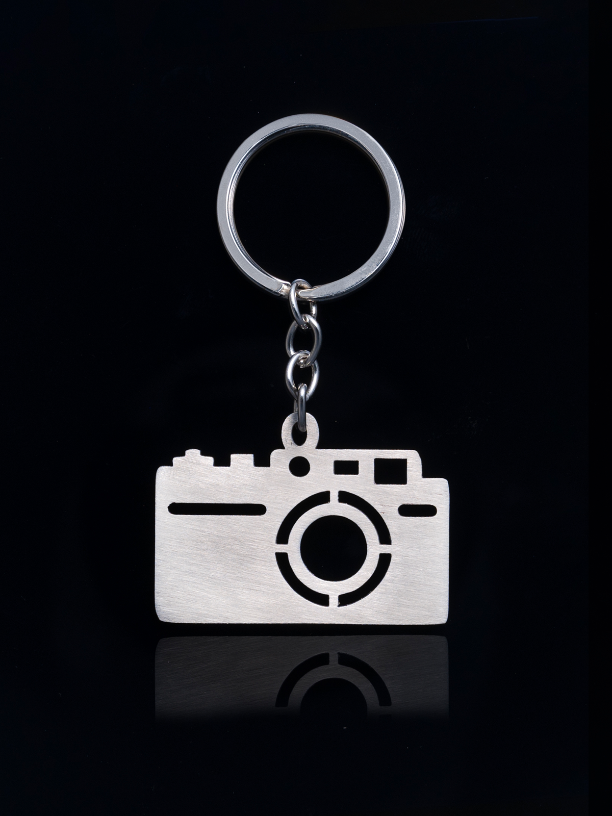 Buy Camera Shaped Keychain India | Best Camera Keychain | Madhechi