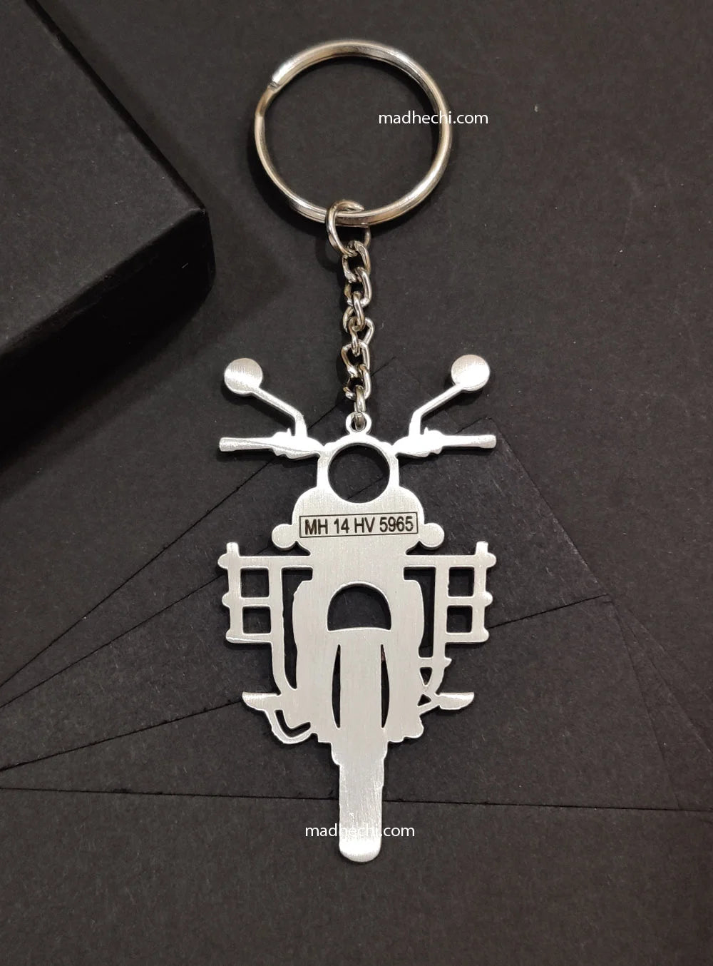 Royal Enfield Classic Customized Keychain (Front)