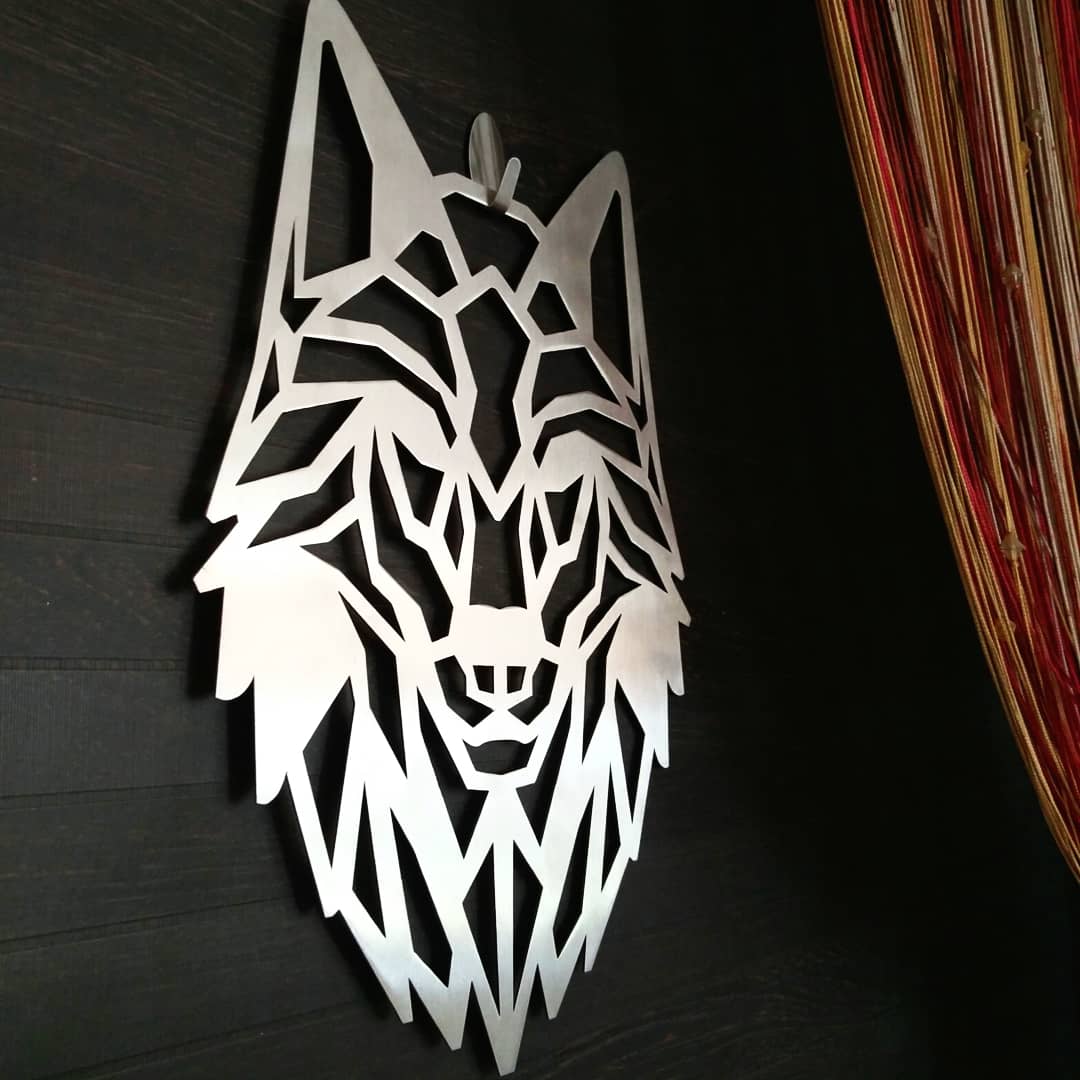 Wolf Wall Hanging Metal